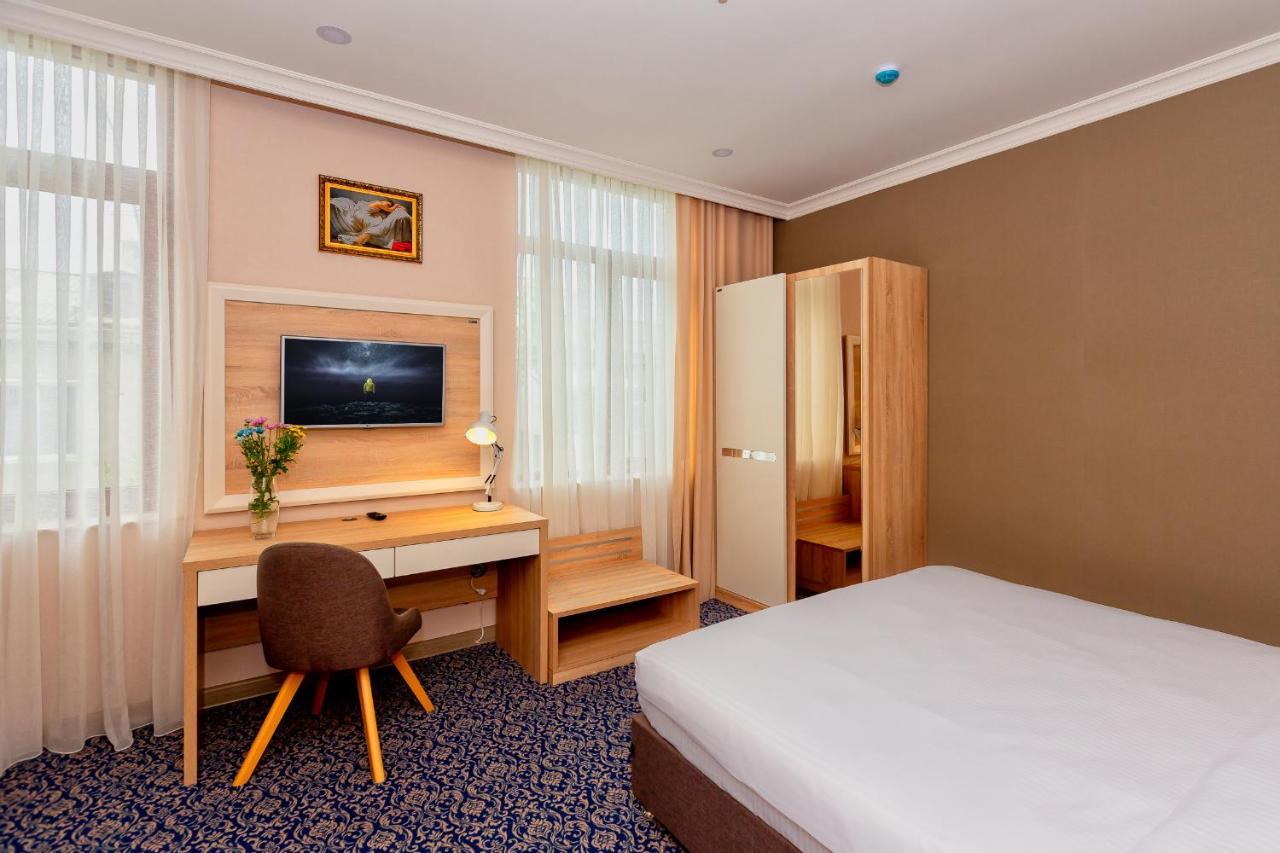 Golden City Hotel Baku Exterior photo